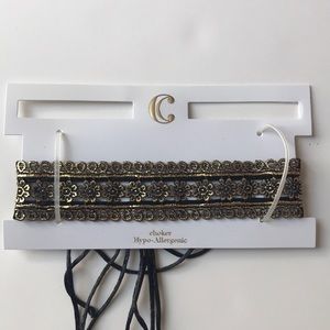 NEW gold sexy choker